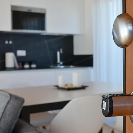 Apartment Golf Village ➔ Attico Con Piscina
